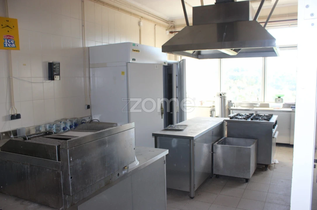 Negócio para Venda em Abrunhosa-A-Velha Foto 32