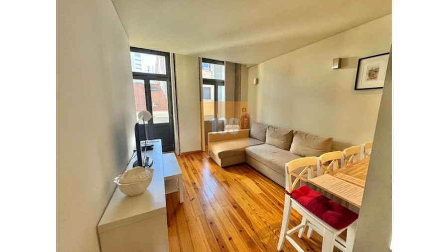 Apartamento T1 para Venda em Cedofeita, Santo Ildefonso, Sé, Miragaia, São Nicolau e Vitória Foto 7