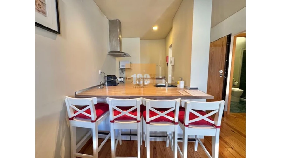 Apartamento T1 para Venda em Cedofeita, Santo Ildefonso, Sé, Miragaia, São Nicolau e Vitória Foto 12