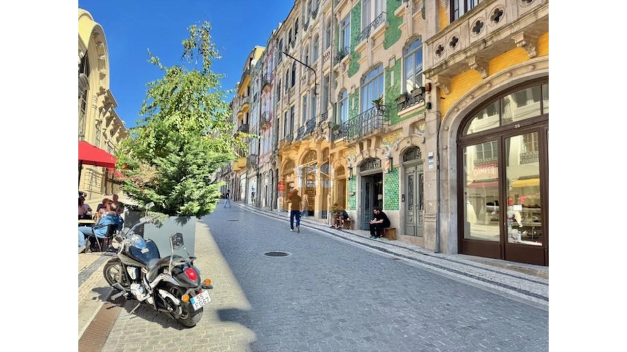 Apartamento T1 para Venda em Cedofeita, Santo Ildefonso, Sé, Miragaia, São Nicolau e Vitória Foto 2
