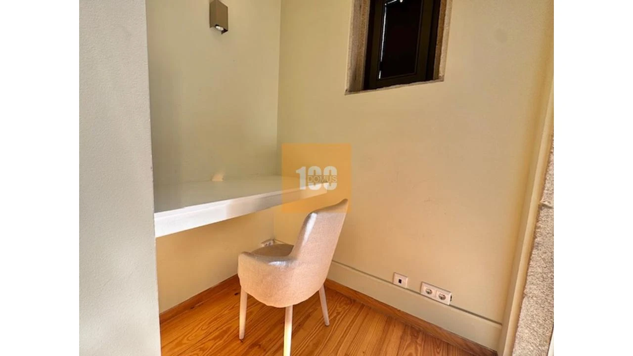 Apartamento T1 para Venda em Cedofeita, Santo Ildefonso, Sé, Miragaia, São Nicolau e Vitória Foto 22