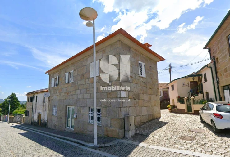 Negócio para Venda em Sabrosa Foto 3