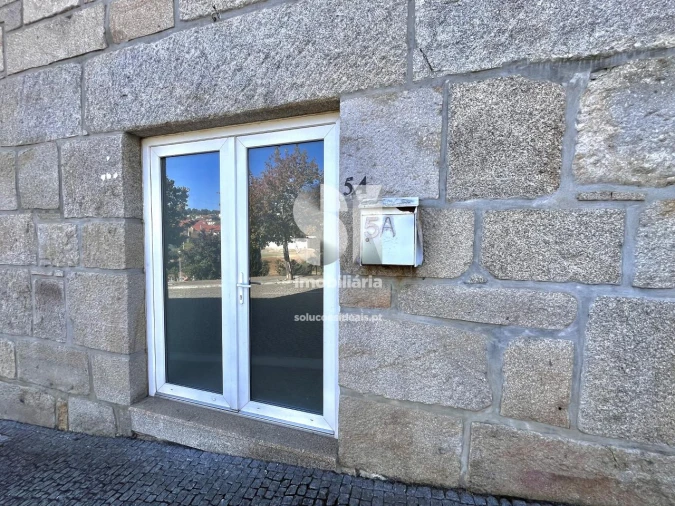 Negócio para Venda em Sabrosa Foto 8