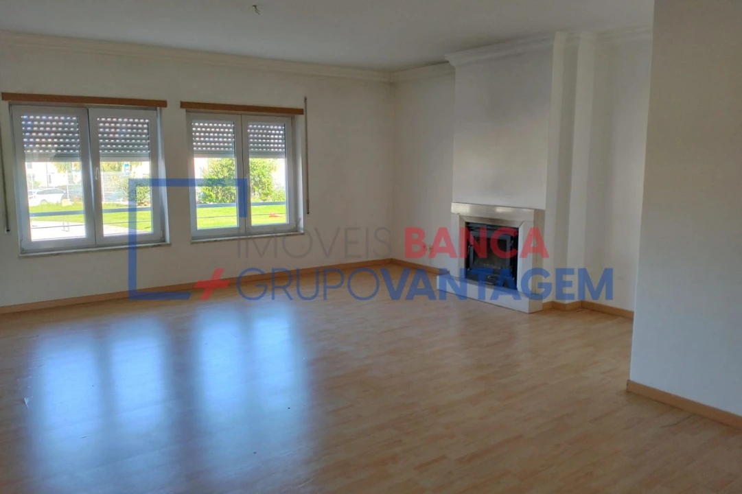 Apartamento T3 para Venda em Samora Correia Foto 15