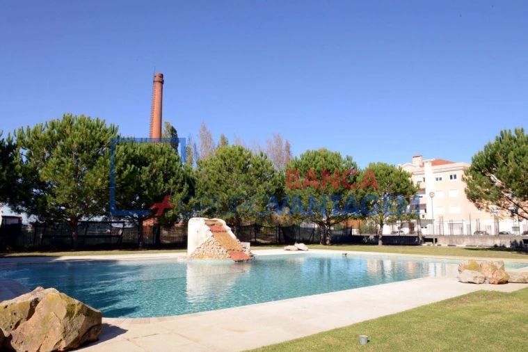 Apartamento T3 para Venda em Samora Correia Foto 3