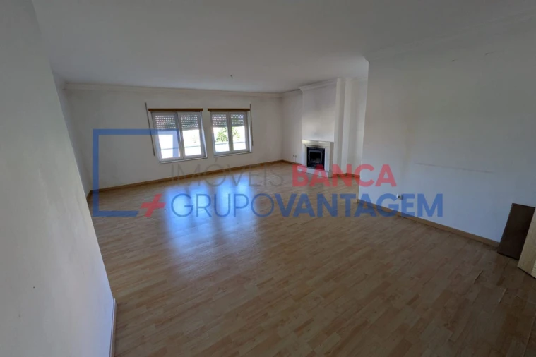 Apartamento T3 para Venda em Samora Correia Foto 9