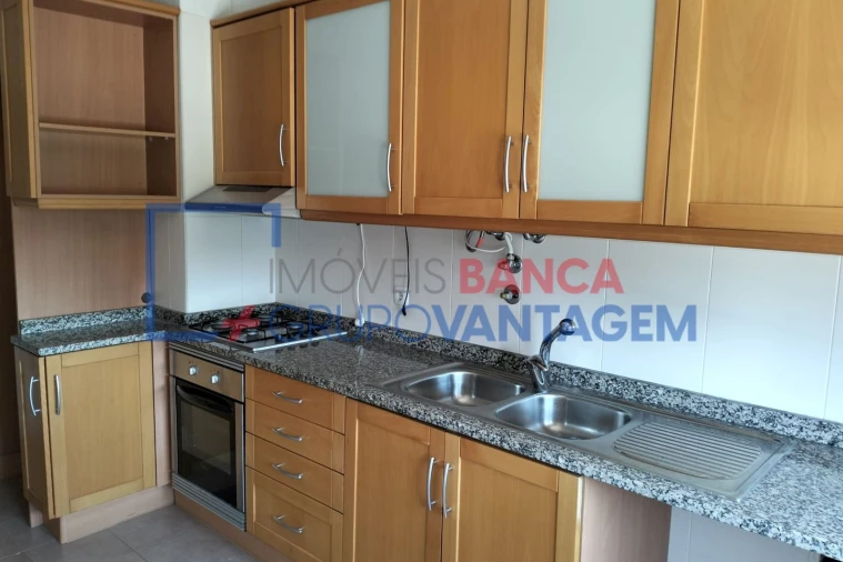 Apartamento T3 para Venda em Samora Correia Foto 16
