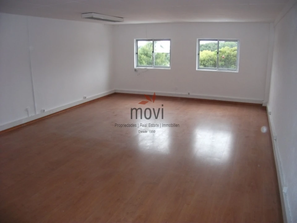 Escritório para Arrendamento em Alcabideche Foto 1