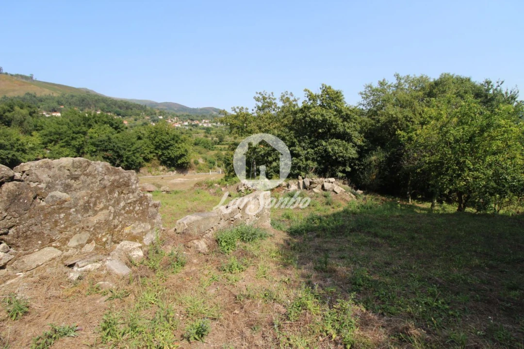 Quinta T3 para Venda em Atiães Foto 7