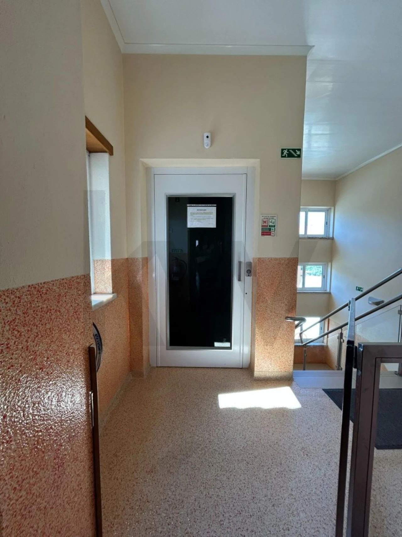 Loja para Venda em Pinhal Novo Foto 23