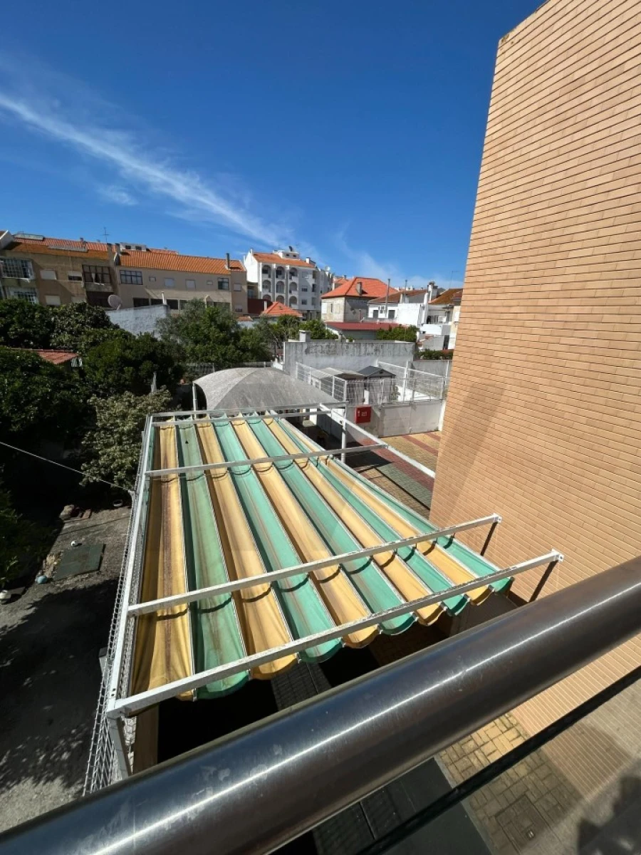 Loja para Venda em Pinhal Novo Foto 27