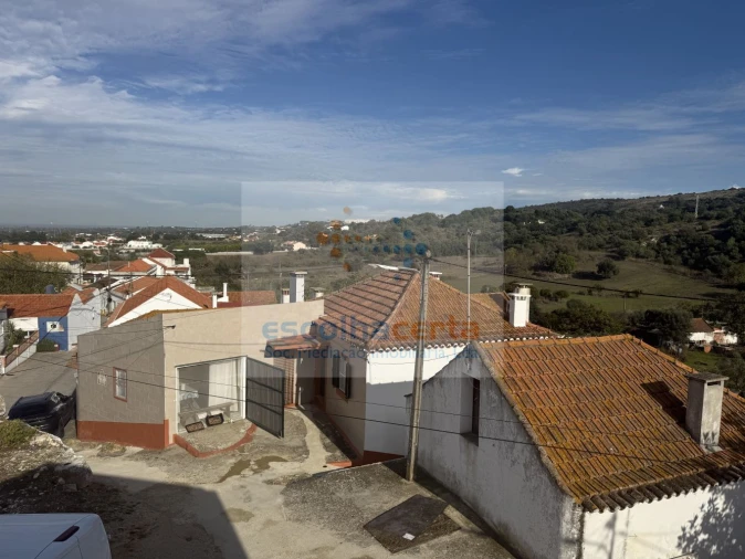 Moradia T2 para Venda em Quinta do Anjo Foto 18