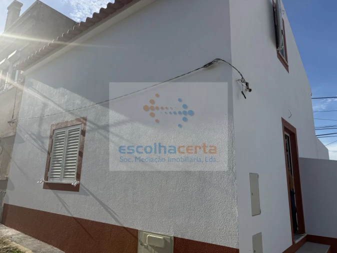 Moradia T2 para Venda em Quinta do Anjo Foto 26