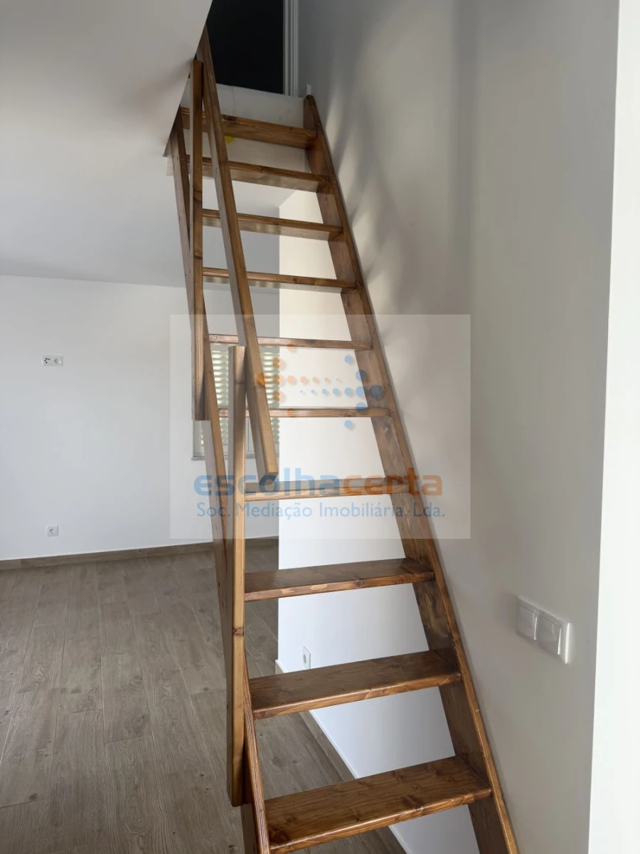 Moradia T2 para Venda em Quinta do Anjo Foto 13