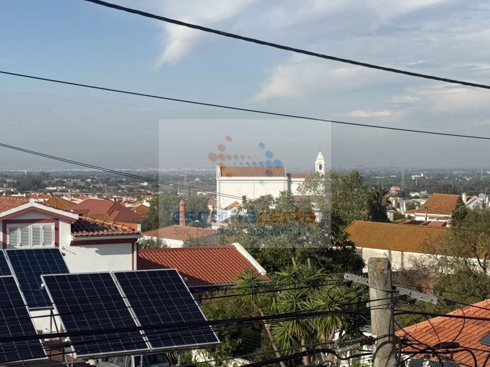 Moradia T2 para Venda em Quinta do Anjo Foto 21