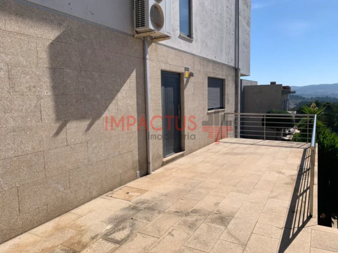 Moradia T3 para Venda em Louredo Foto 9