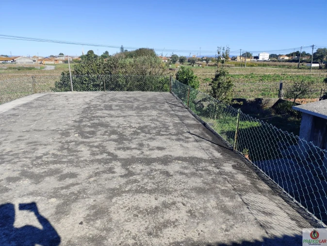 Moradia T4 para Venda em Palhaça Foto 36