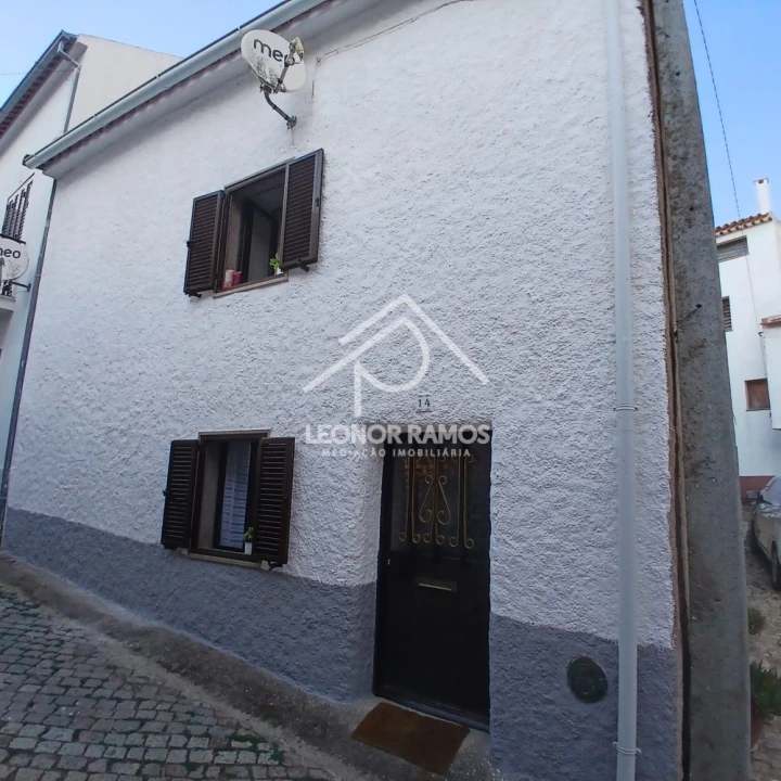 Moradia T3 para Venda em Zebreira e Segura Foto 1