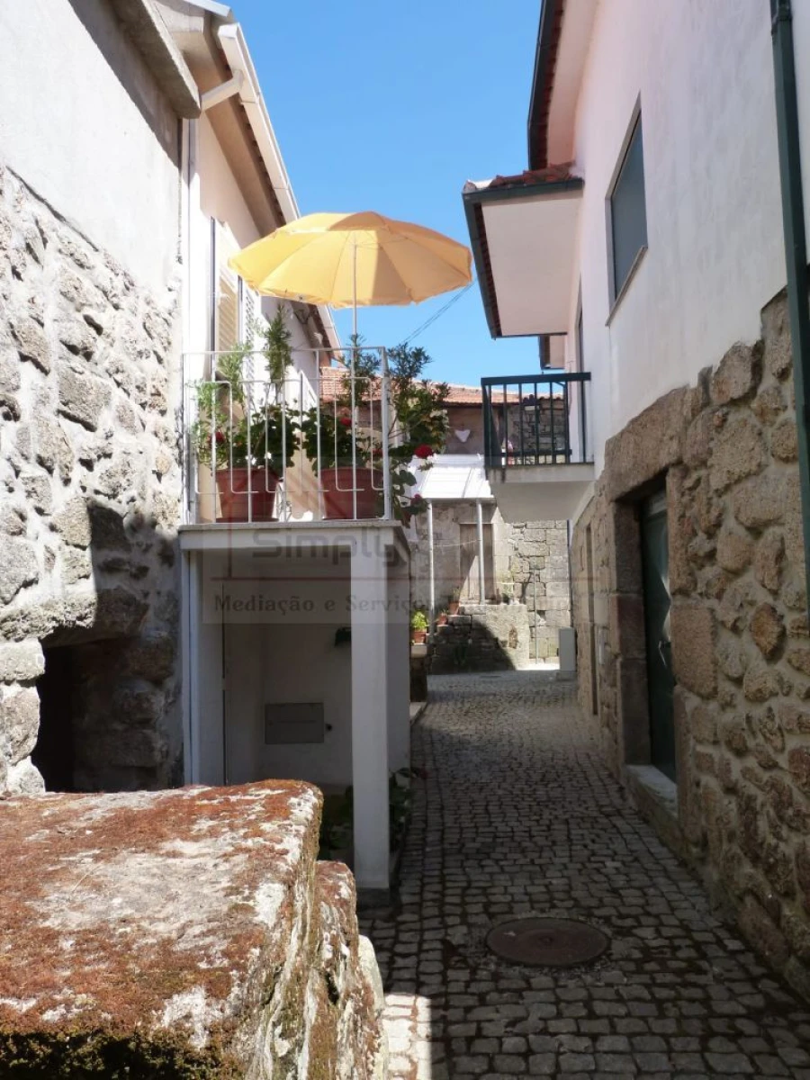 Moradia T2 para Venda em Mondim da Beira Foto 18