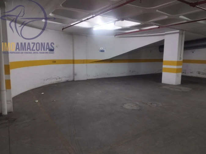 Garagem para Arrendamento em Arroios Foto 3