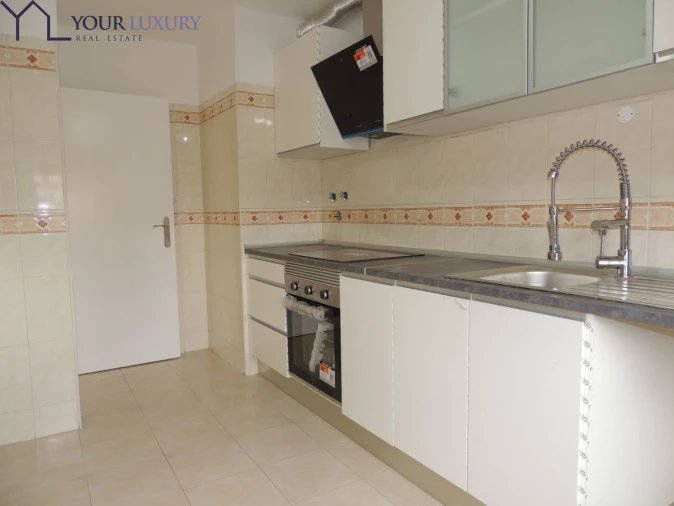 Apartamento T2 para Venda em Algueirão-Mem Martins Foto 7