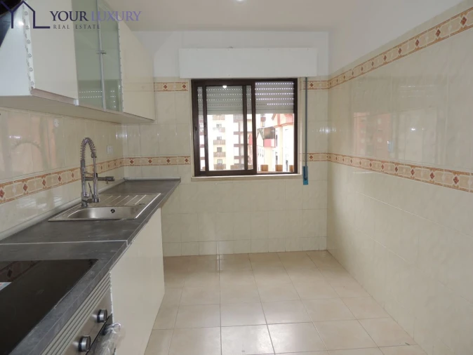 Apartamento T2 para Venda em Algueirão-Mem Martins