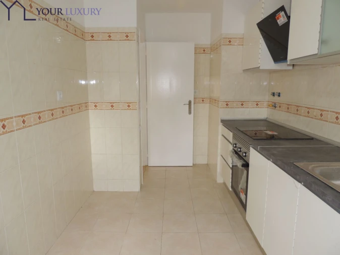 Apartamento T2 para Venda em Algueirão-Mem Martins Foto 6