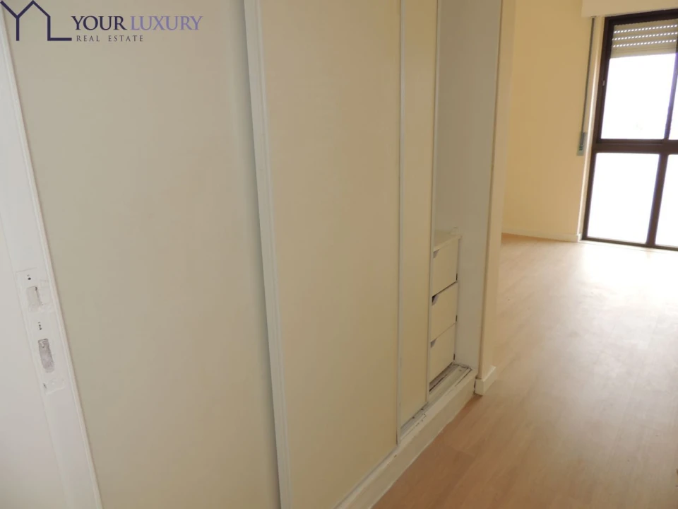 Apartamento T2 para Venda em Algueirão-Mem Martins Foto 18