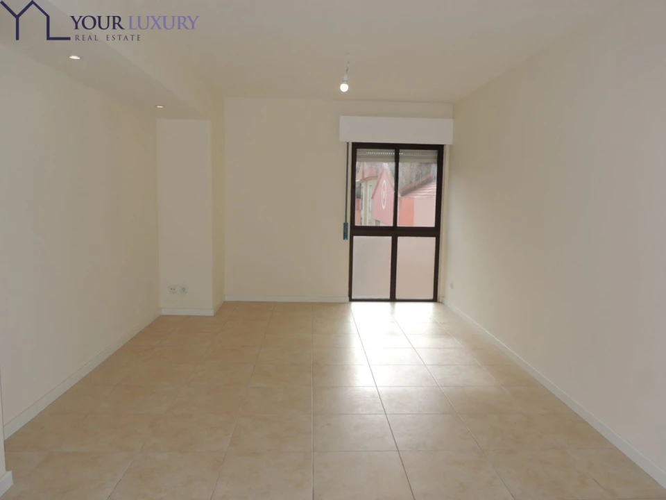 Apartamento T2 para Venda em Algueirão-Mem Martins Foto 9