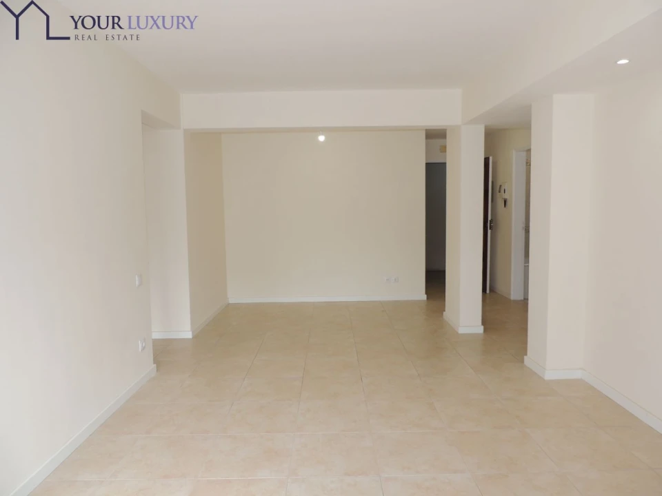 Apartamento T2 para Venda em Algueirão-Mem Martins Foto 11