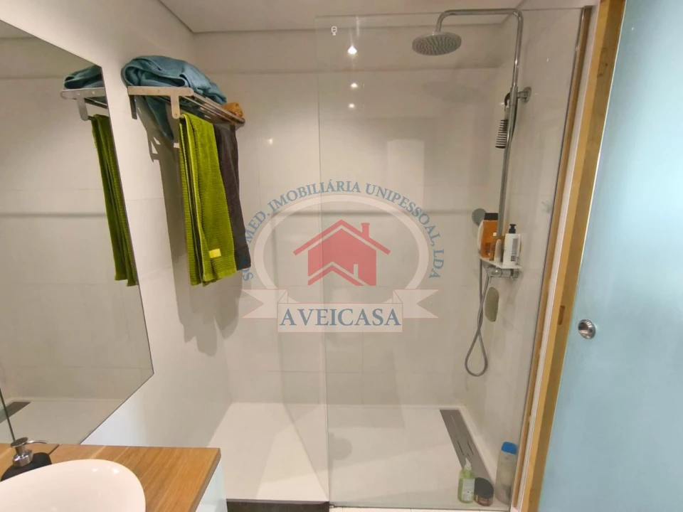 Apartamento T2 para Venda em Glória e Vera Cruz Foto 21