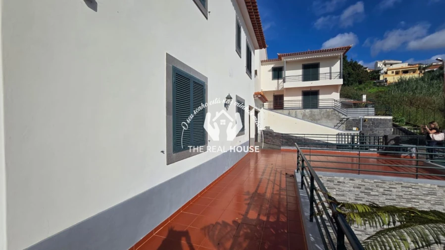 Moradia T3 para Venda em Santo Antonio Foto 4