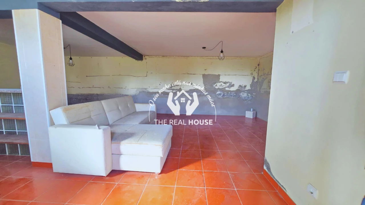 Moradia T3 para Venda em Santo Antonio Foto 27