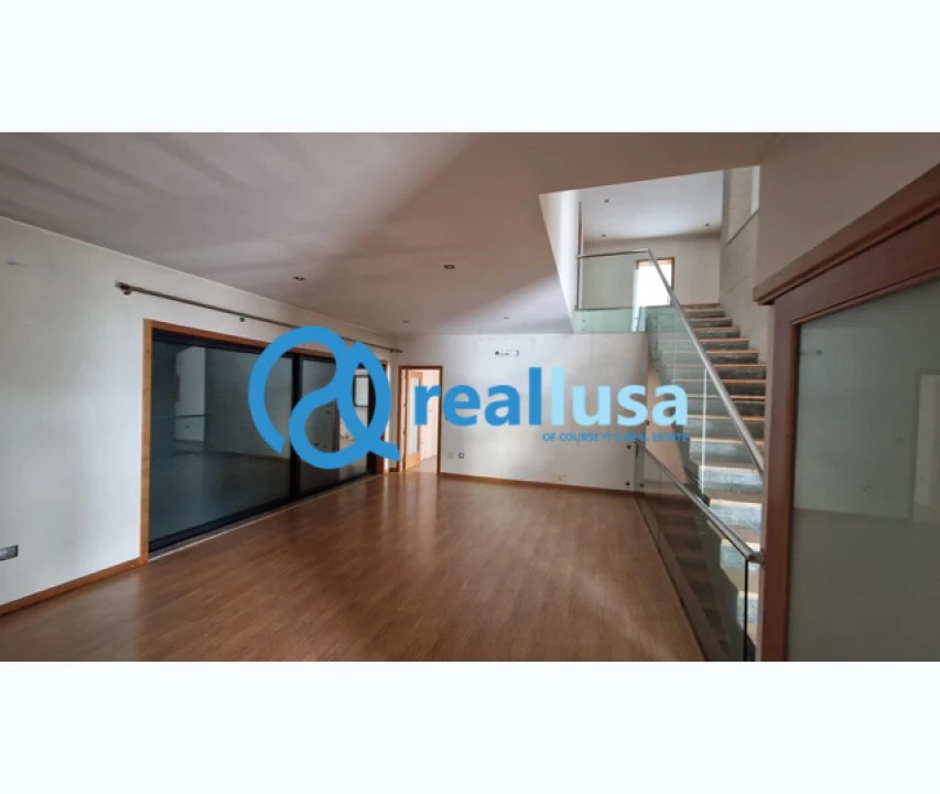 Moradia T3 para Venda em Louredo Foto 5