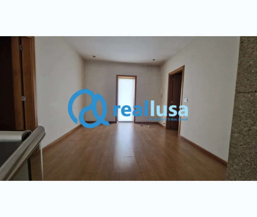 Moradia T3 para Venda em Louredo Foto 4