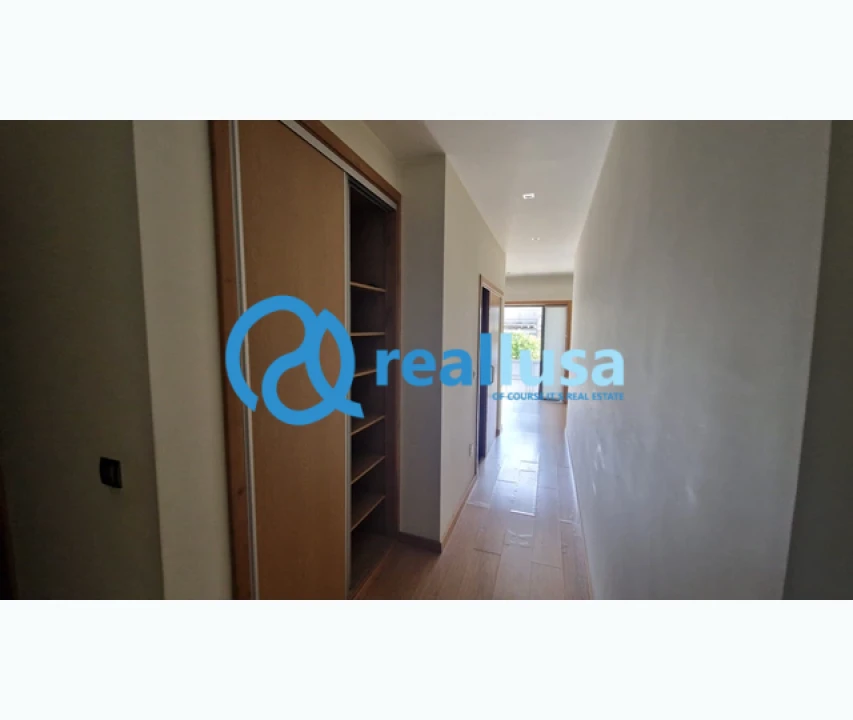 Moradia T3 para Venda em Louredo Foto 3