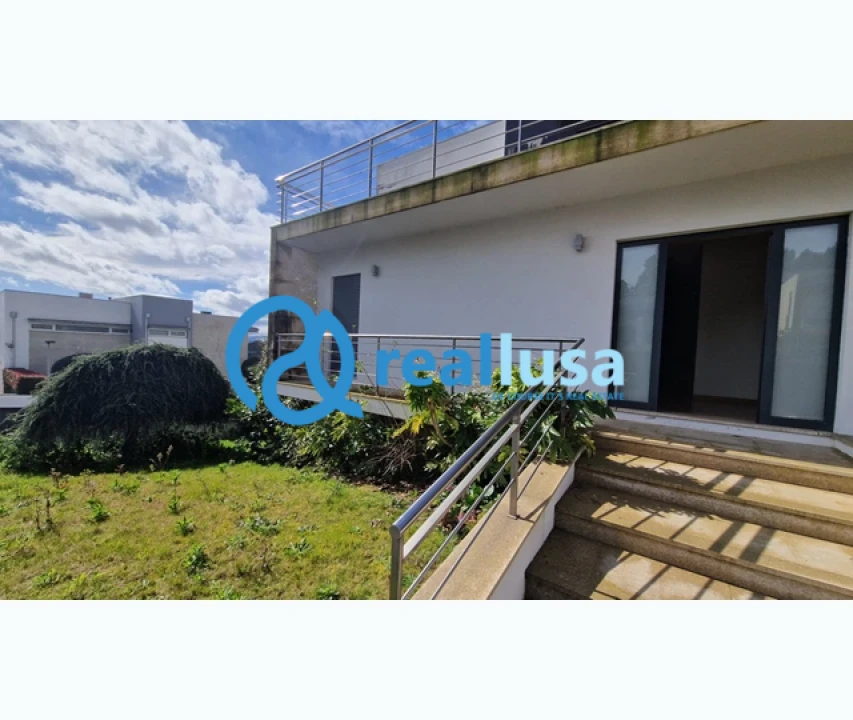 Moradia T3 para Venda em Louredo Foto 20