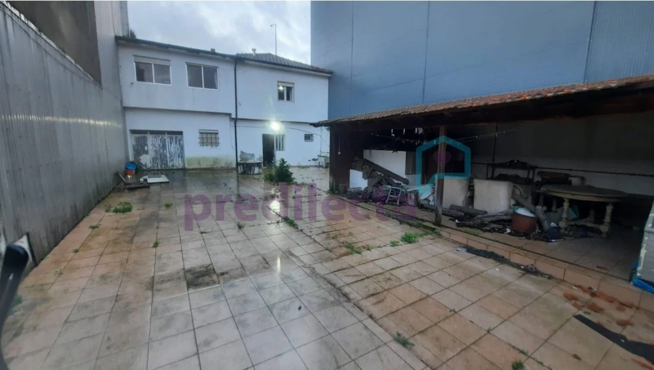 Terreno para Venda em Rio Tinto Foto 1