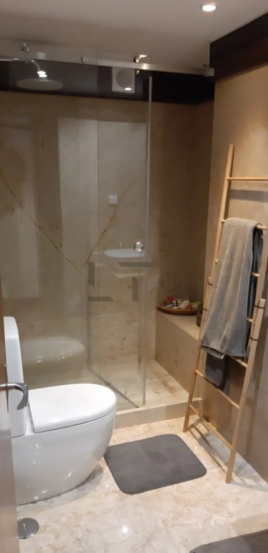 Apartamento T2 para Venda em Alfragide Foto 17