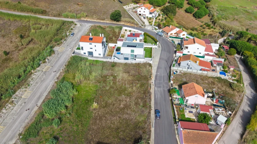Terreno para Venda em Azueira e Sobral da Abelheira Foto 9