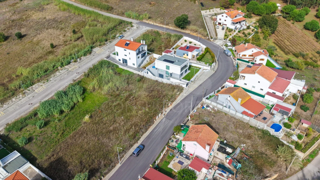 Terreno para Venda em Azueira e Sobral da Abelheira Foto 10