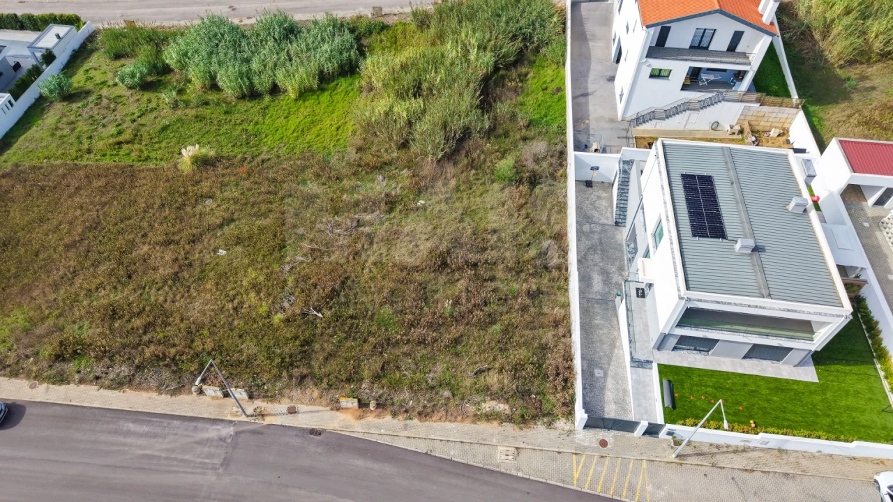 Terreno para Venda em Azueira e Sobral da Abelheira Foto 3