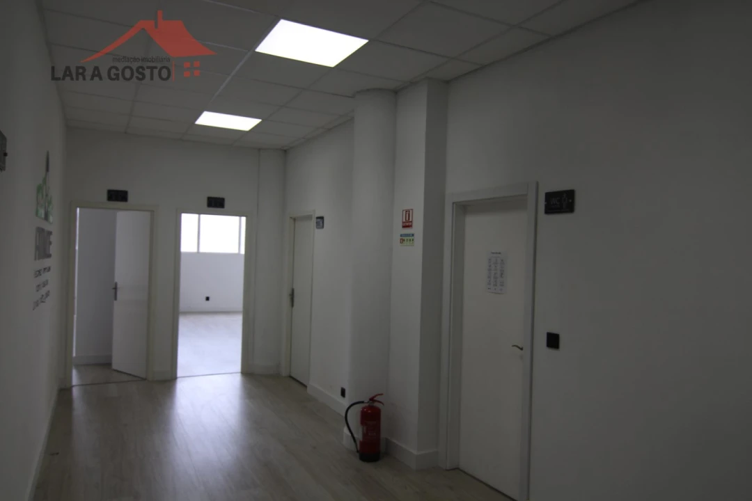 Loja para Arrendamento em Macedo de Cavaleiros Foto 26