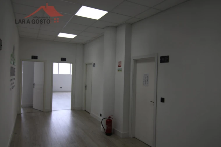 Loja para Arrendamento em Macedo de Cavaleiros Foto 26