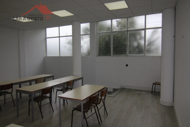 Loja para Arrendamento em Macedo de Cavaleiros Foto 19