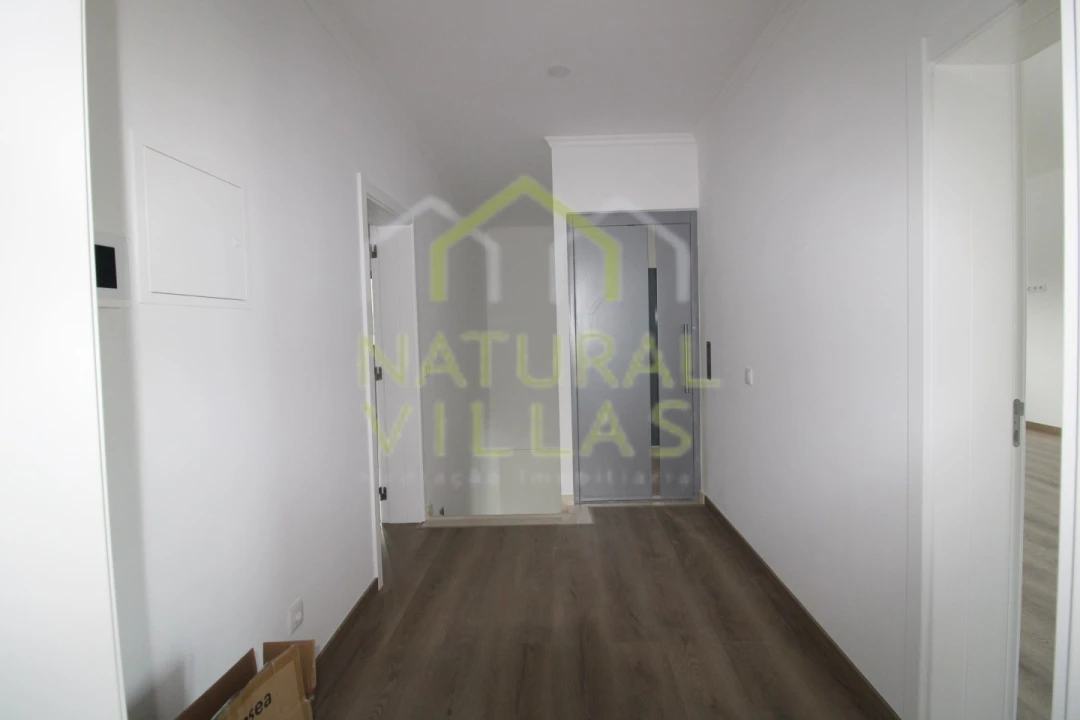 Moradia T5 para Venda em São Brás de Alportel Foto 14