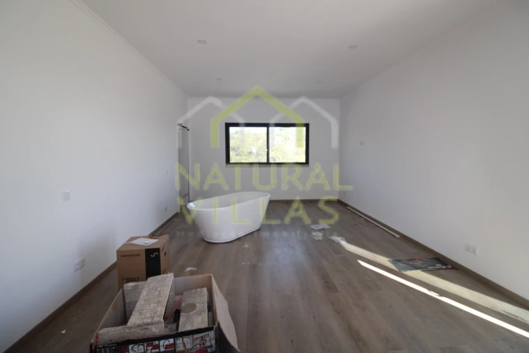 Moradia T5 para Venda em São Brás de Alportel Foto 7