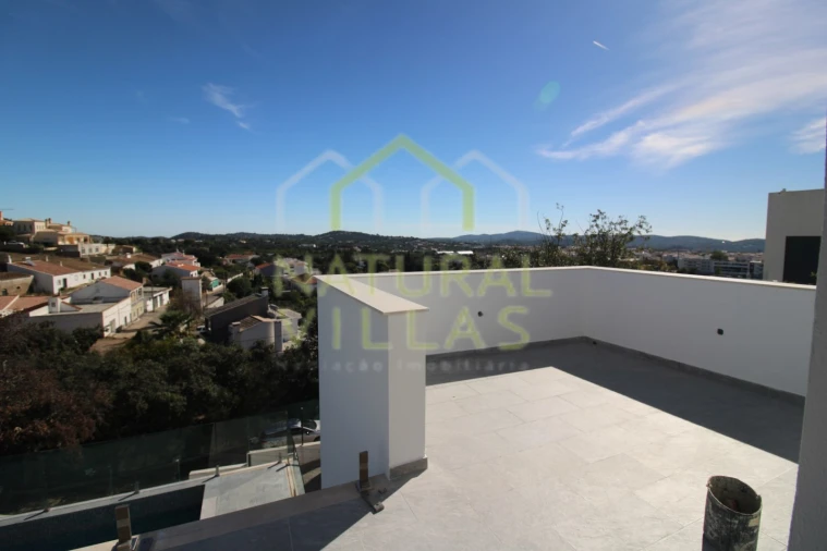 Moradia T5 para Venda em São Brás de Alportel Foto 10