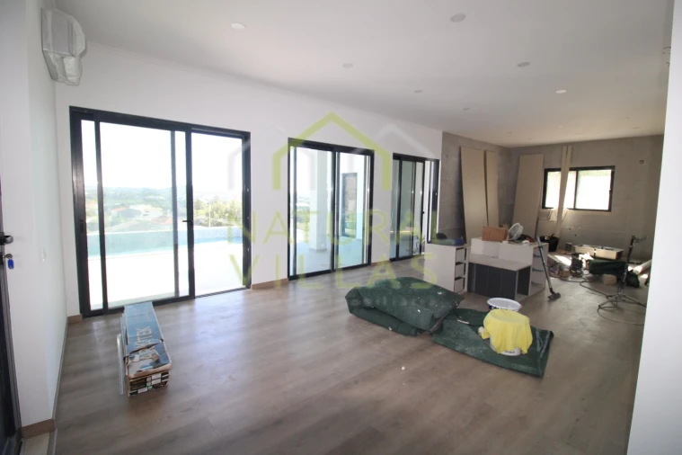 Moradia T5 para Venda em São Brás de Alportel Foto 4