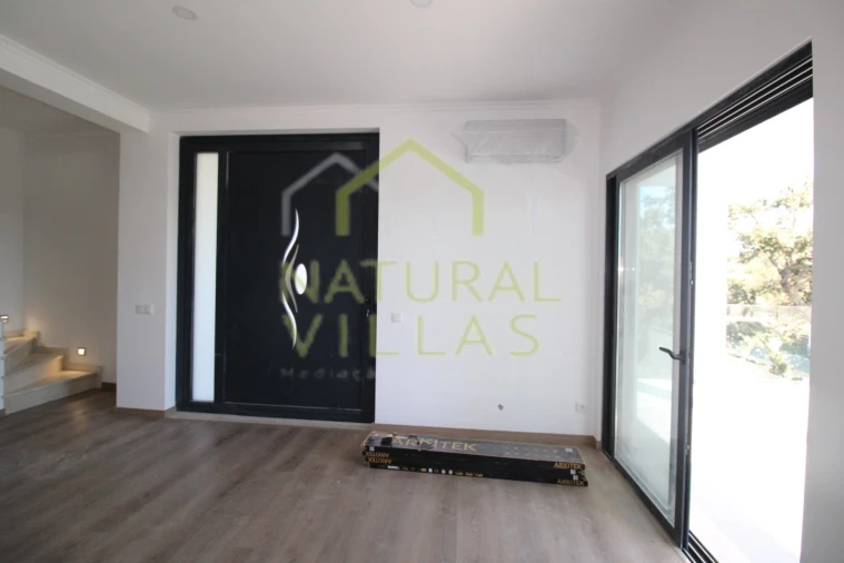 Moradia T5 para Venda em São Brás de Alportel Foto 6